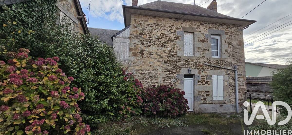 Photo 1 - Maison à NEUILLY-LE-VENDIN