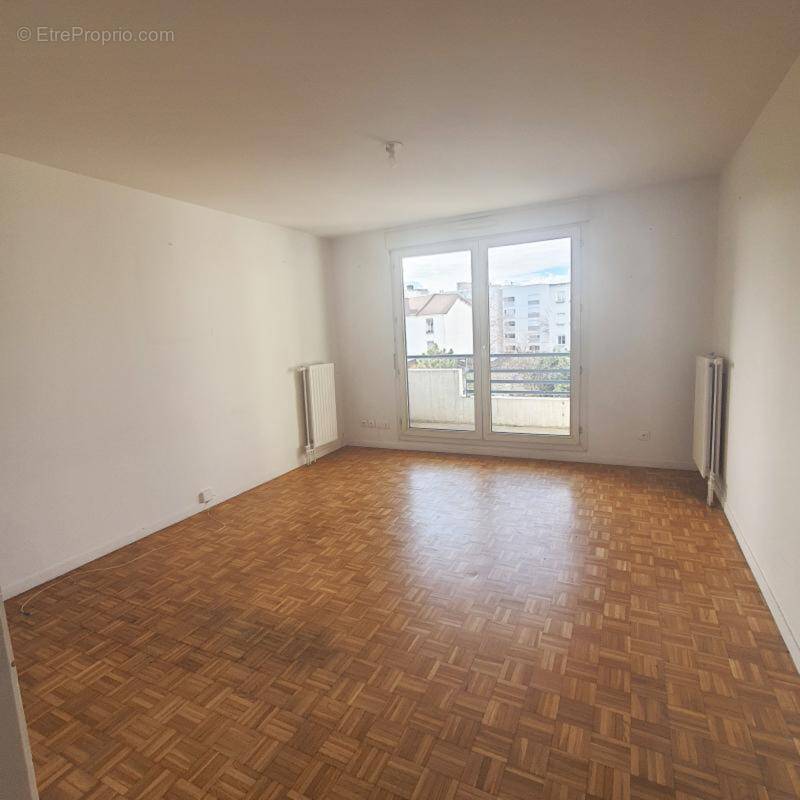 Appartement à LYON-8E