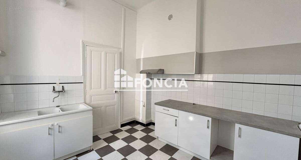 Appartement à NIMES