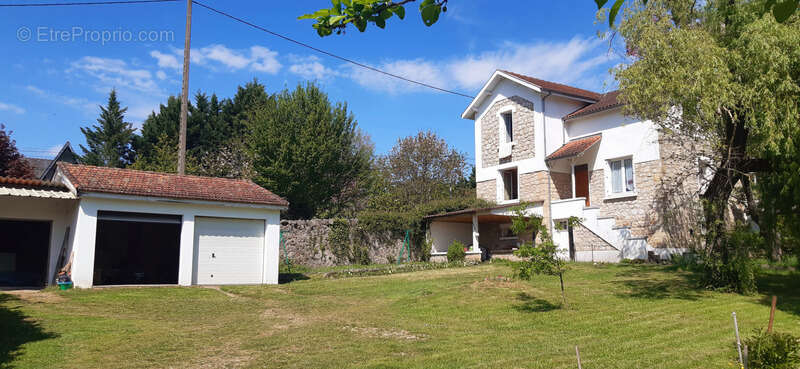 Maison à VILLEFRANCHE-DE-ROUERGUE