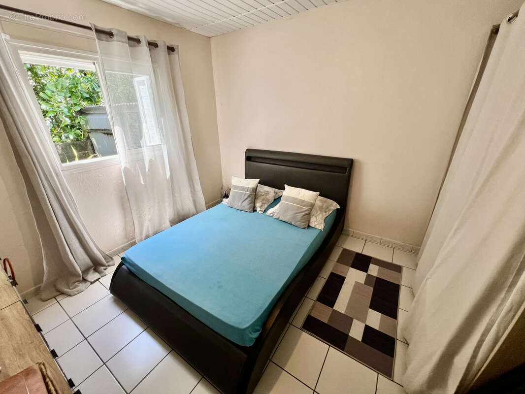 Maison à SAINT-PHILIPPE