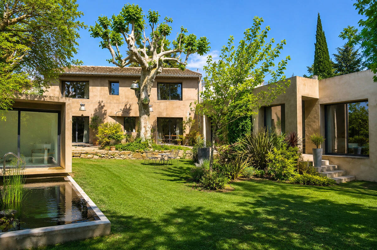 Maison à GRANS