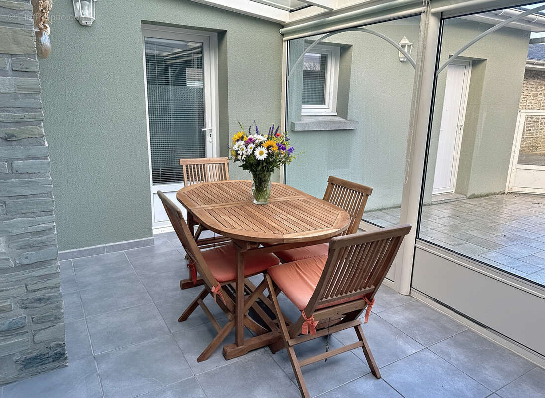 Maison à EQUEURDREVILLE-HAINNEVILLE