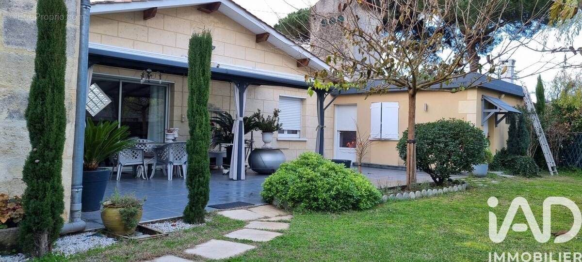 Photo 1 - Maison à SAINT-DENIS-DE-PILE