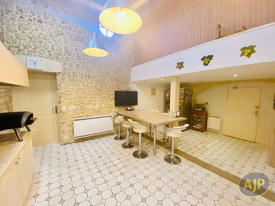 Maison à LESPARRE-MEDOC