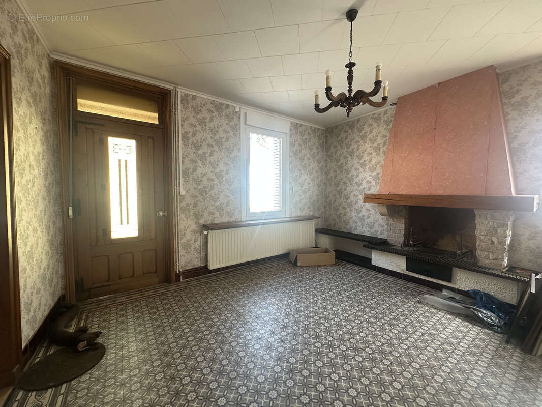 Ensemble corps de ferme à rénover 240m2 59243 Quarouble - photo 2