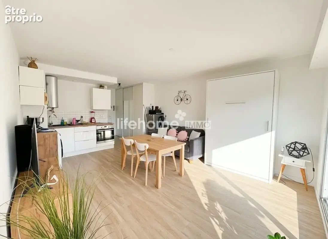 Appartement 1 pièce 26 m² à vendre à Cavalaire-Sur-Mer (83240) - photo 2