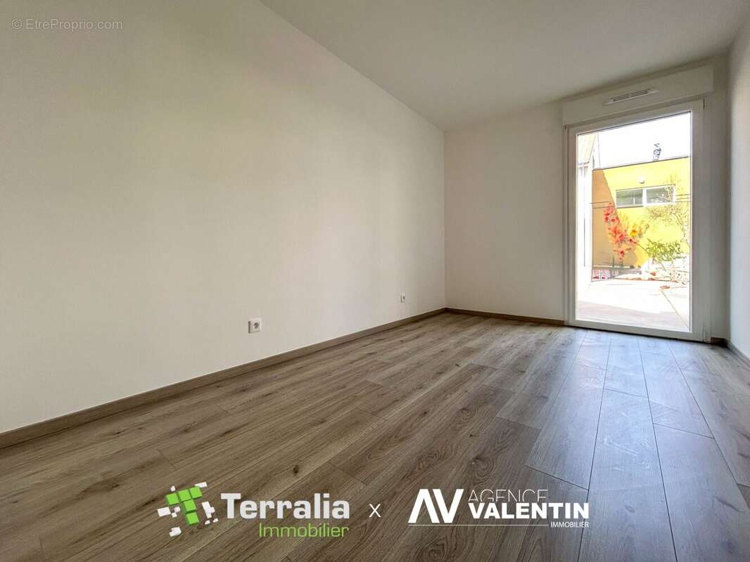 Appartement à NORROY-LE-VENEUR