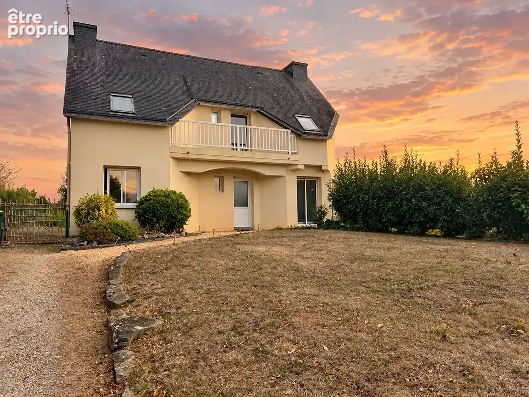 Maison chambre en rdc, double garage, jardin - photo 1