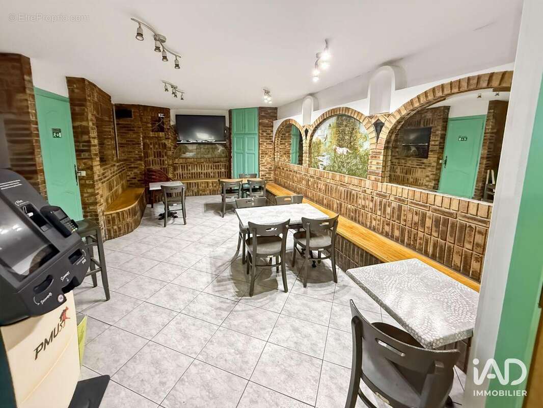 Photo 3 - Commerce à SAINT-MAXIMIN-LA-SAINTE-BAUME