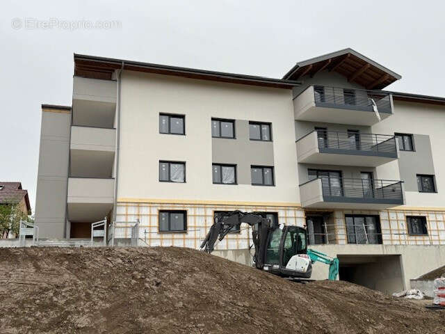 Appartement à VILLY-LE-PELLOUX