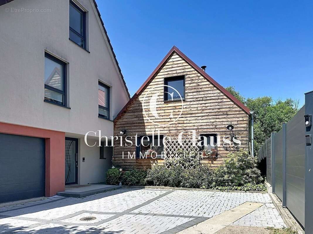 Maison à SCHARRACHBERGHEIM-IRMSTETT