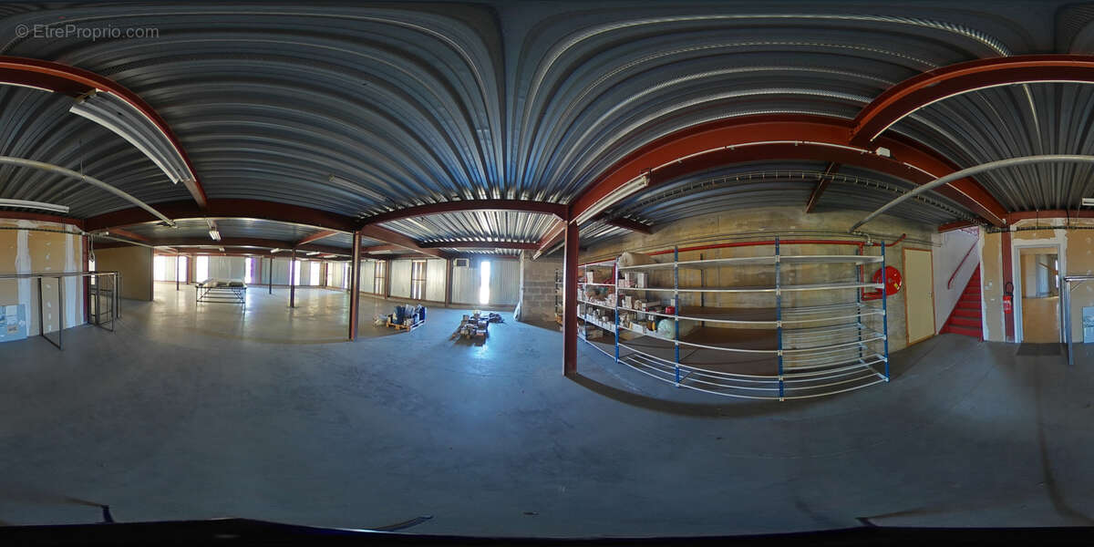 Ancien site logistique / Entrepôt / Local d'Activités - photo 33