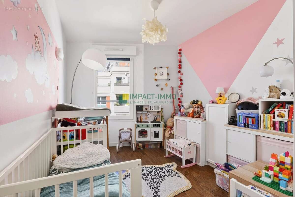 Appartement à BOIS-COLOMBES