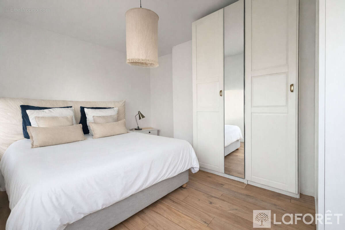 Appartement à GENNEVILLIERS