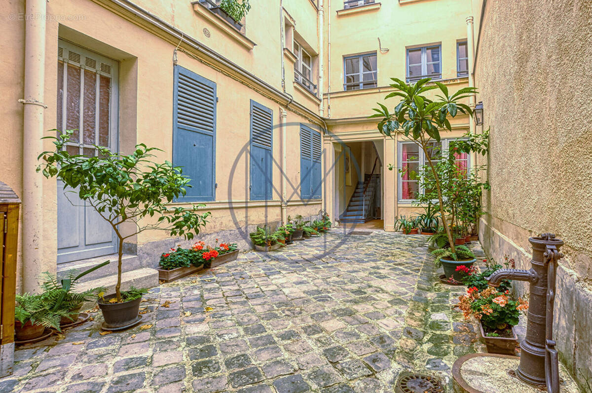 Appartement à VERSAILLES