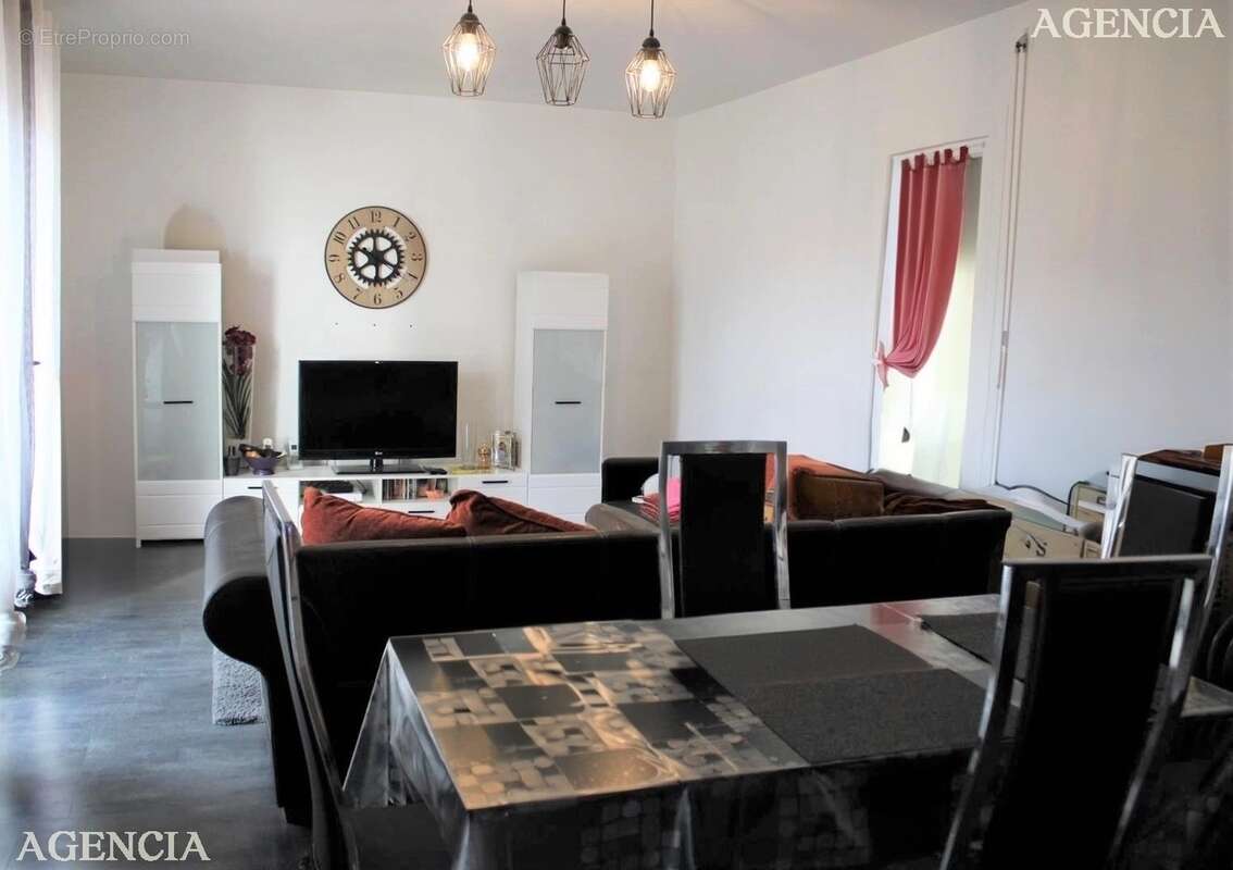 Appartement à PONTAULT-COMBAULT