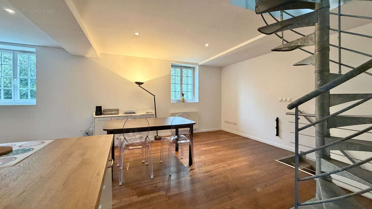 Appartement à CORBEIL-ESSONNES