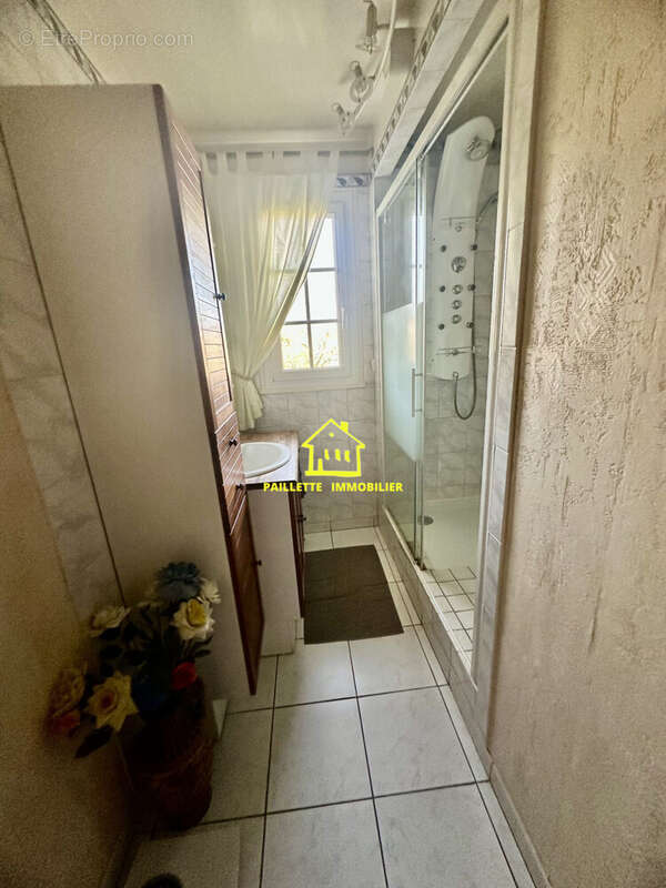 Maison à FONTAINE-LA-MALLET