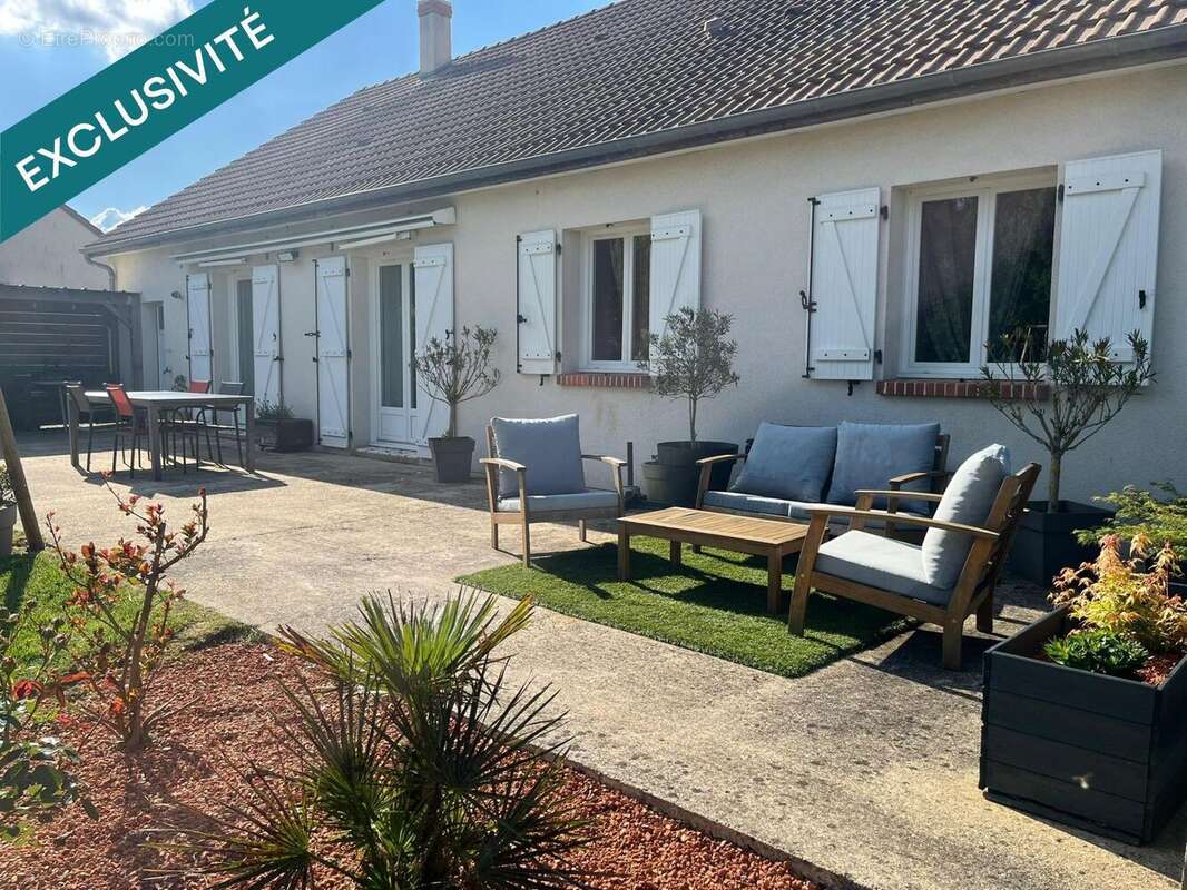 Photo 2 - Maison à VILLETRUN