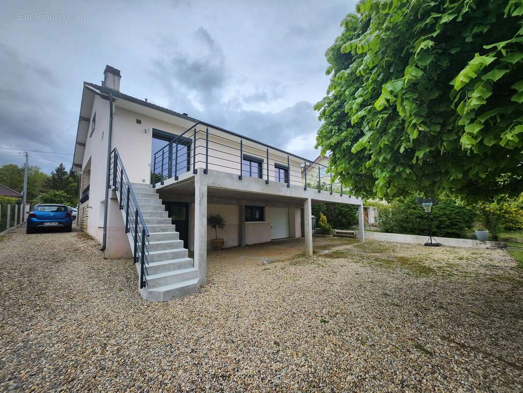 Maison à RILHAC-RANCON