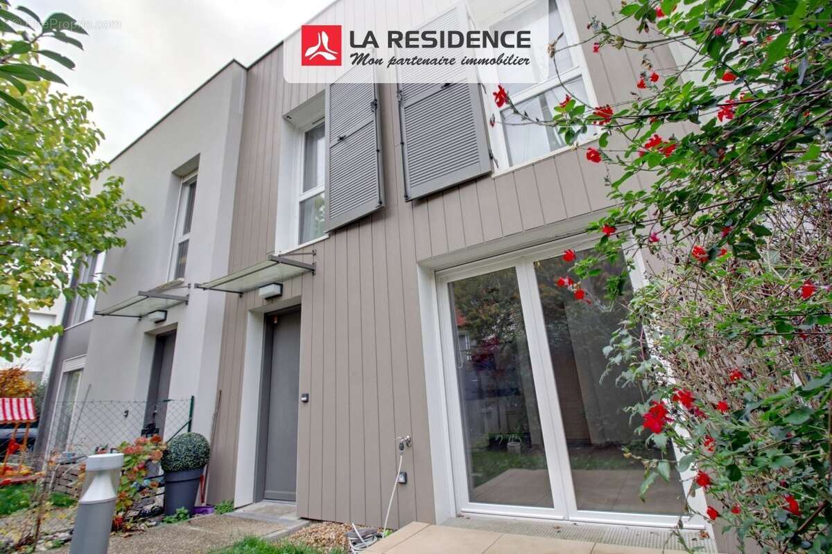 Maison à CONFLANS-SAINTE-HONORINE