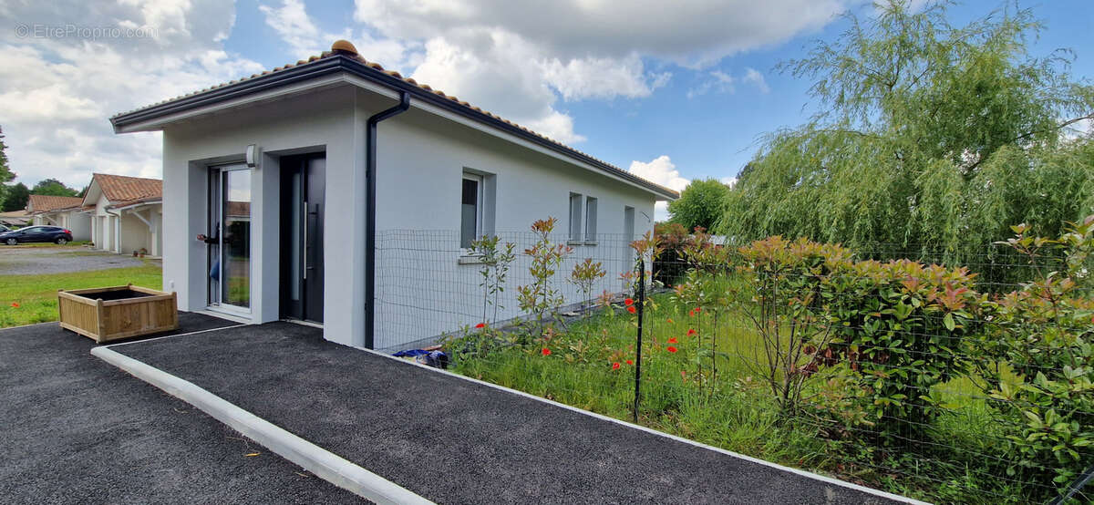 Maison à SAINT-SYMPHORIEN