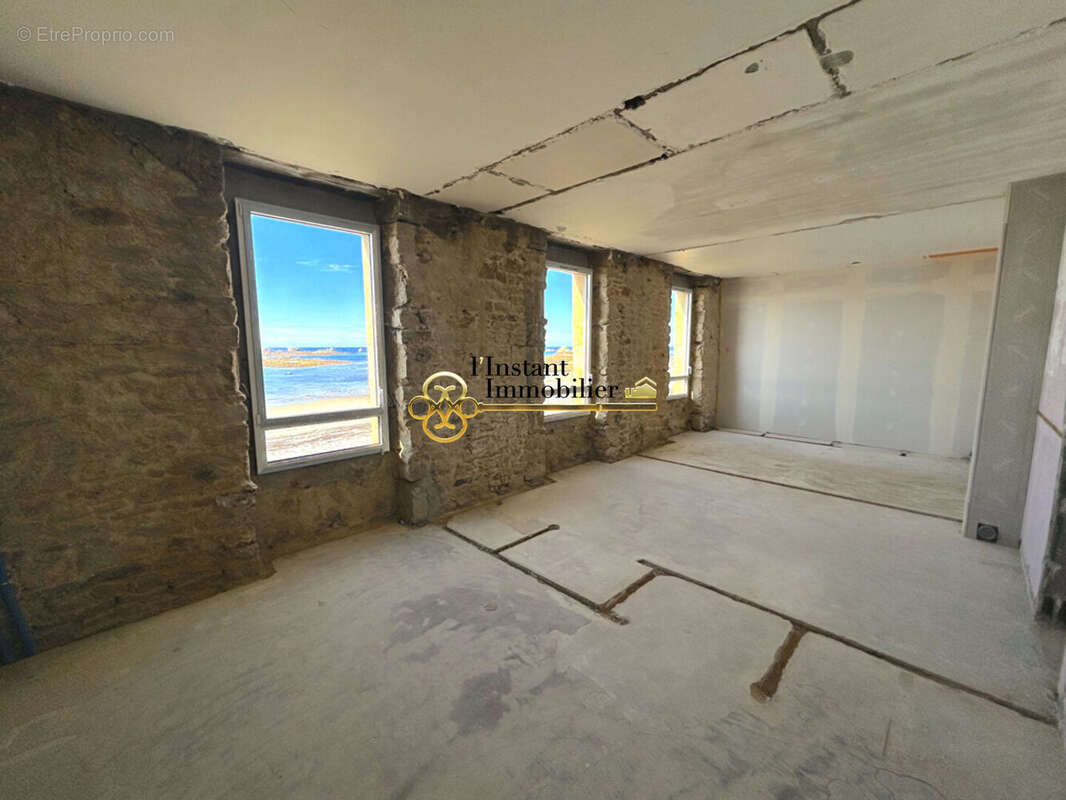 Appartement à SANTEC