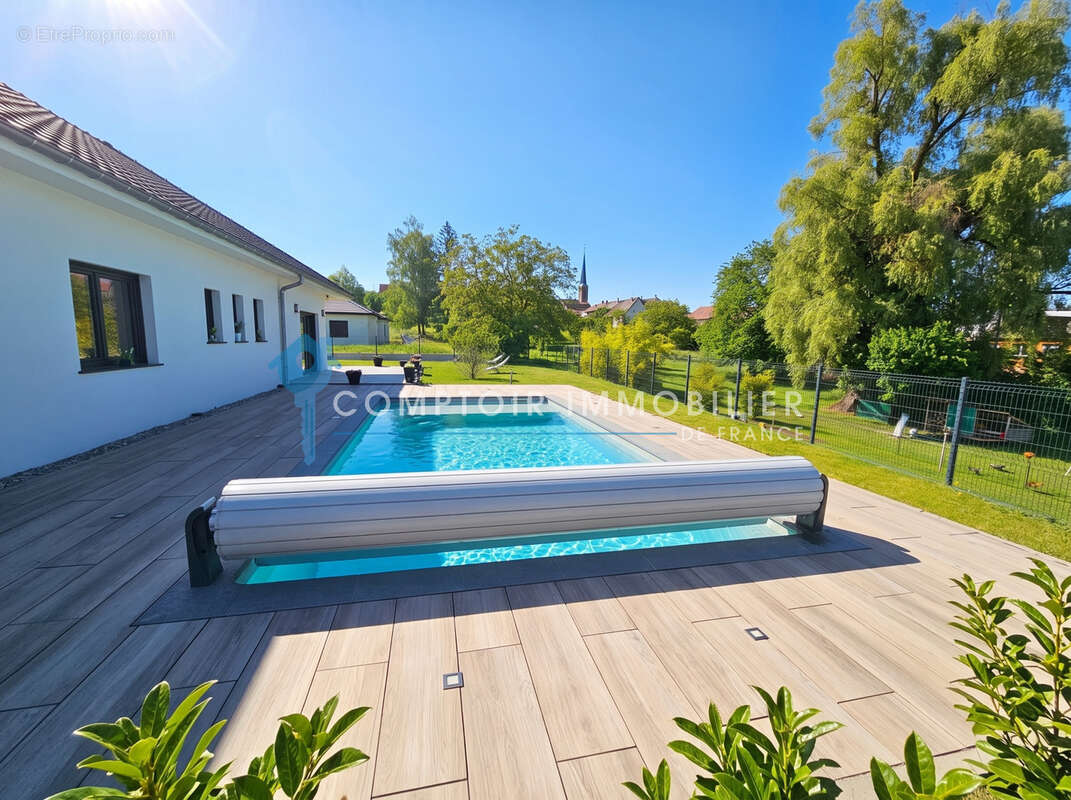 VILLA INDIVIDUELLE  terrasse piscine terrain clos. - photo 3