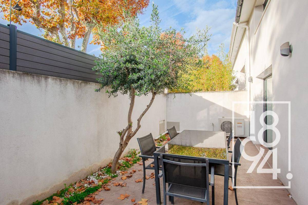 Appartement à LE PUY-SAINTE-REPARADE