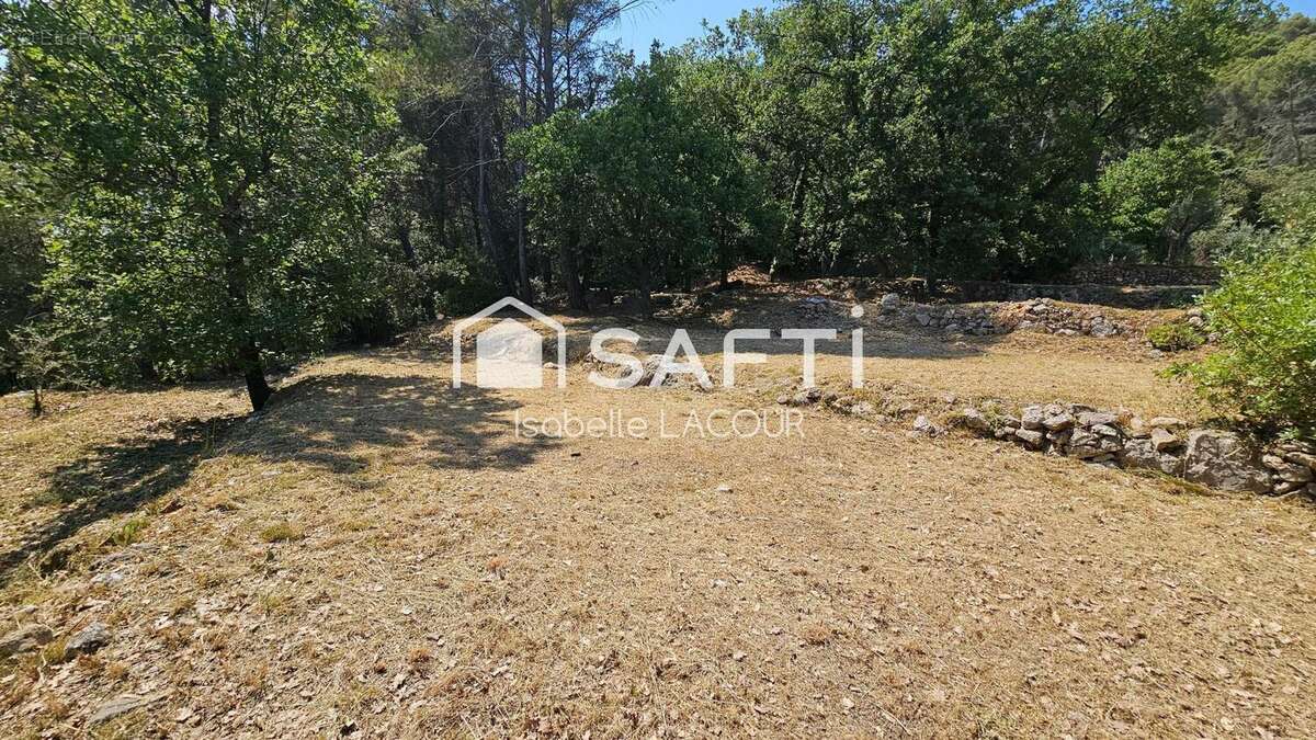 Photo 2 - Terrain à SALERNES