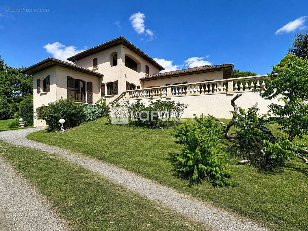 Maison Eveux 4 pièce(s) 130 m2 - 2381m2 terrain - photo 18