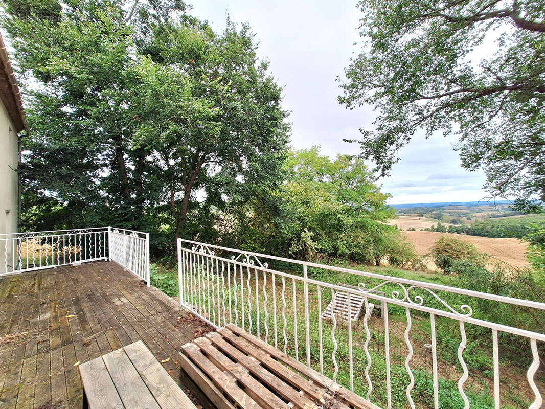 Maison à PUYLAURENS