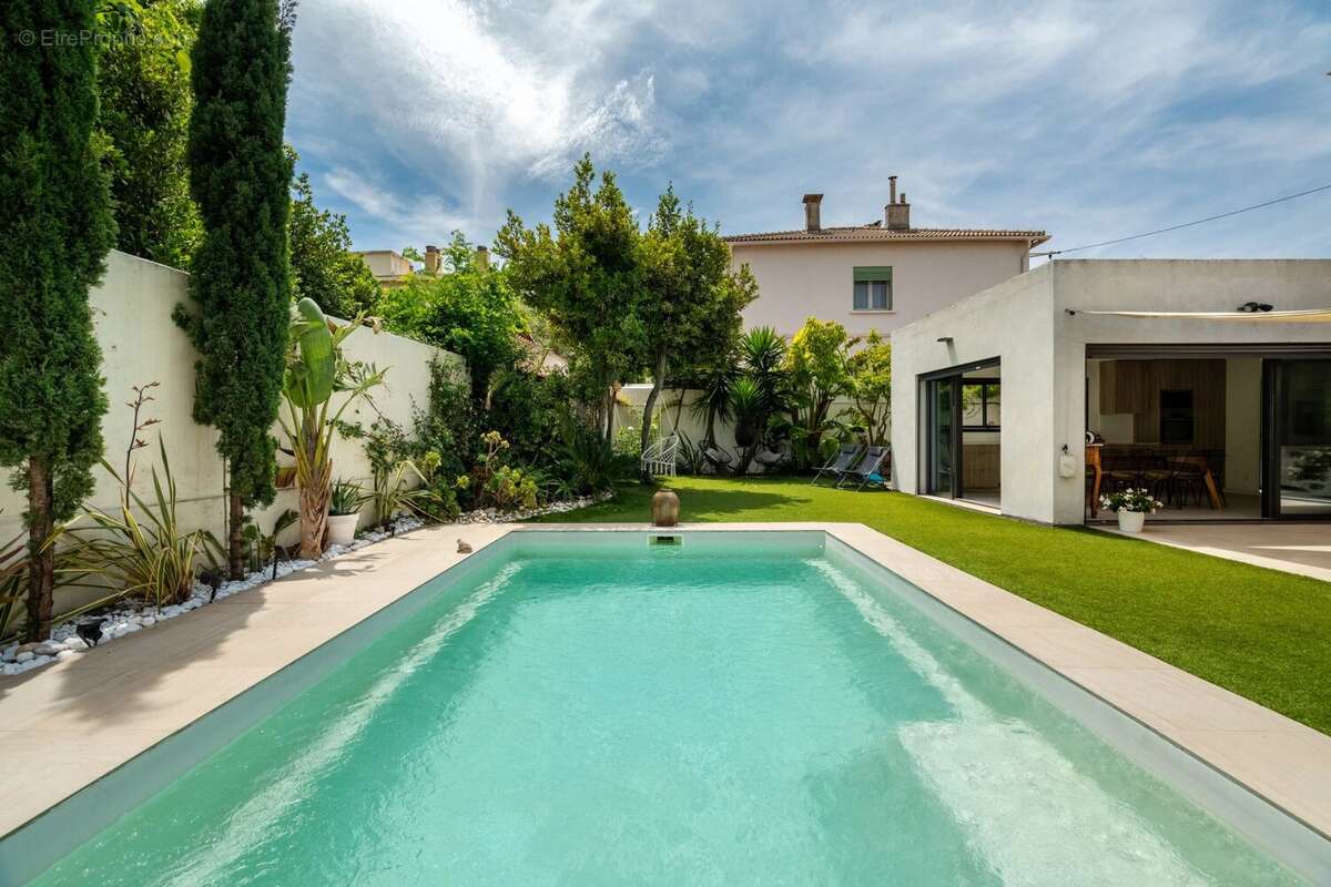 Maison à MARSEILLE-8E