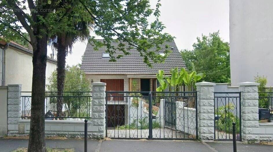 Maison à VITRY-SUR-SEINE