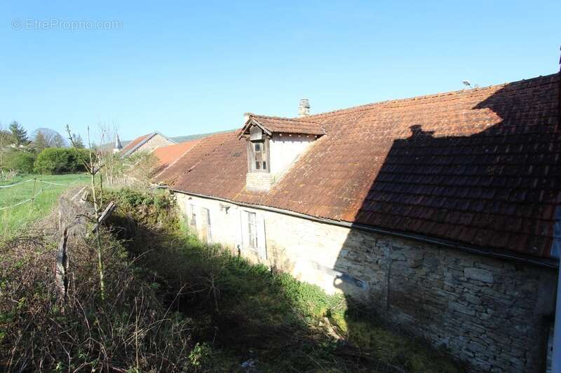 Maison à vendre P5 de 129,60 m² à rénover SAINT VICTOR SUR OUCHE (21) - photo 3