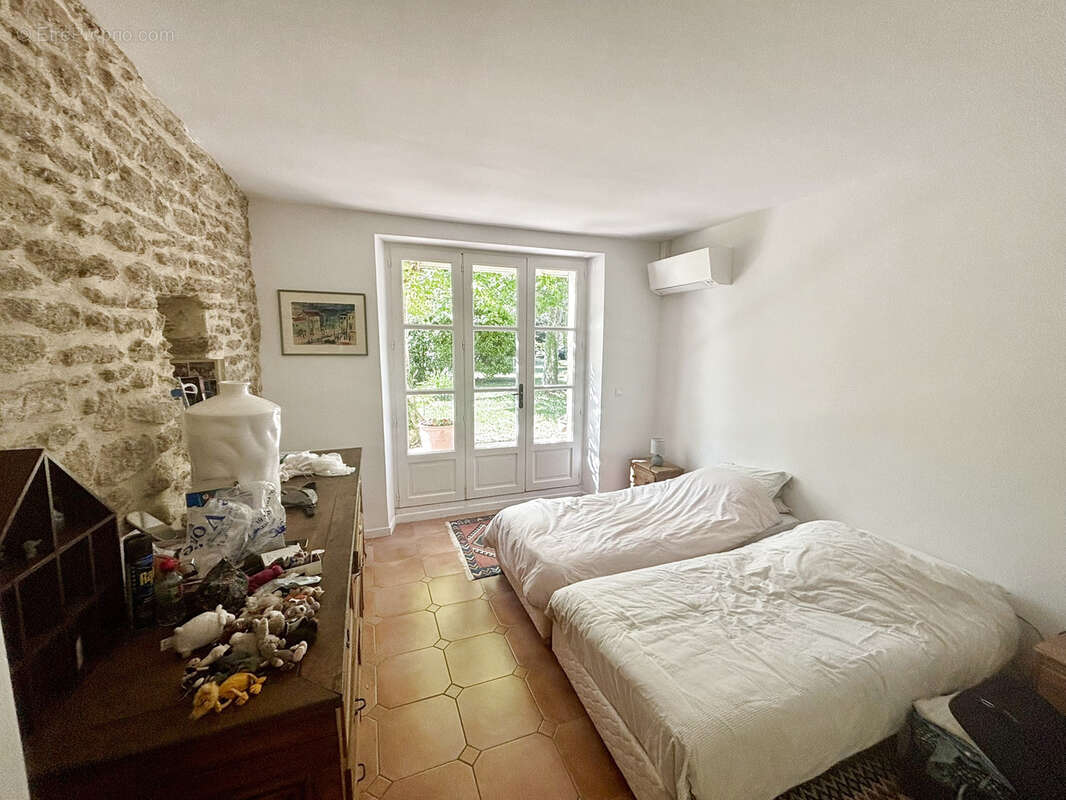 Maison à GRIGNAN