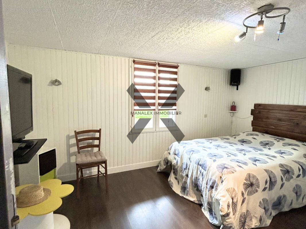 Maison à SAINT-VINCENT-DE-BOISSET