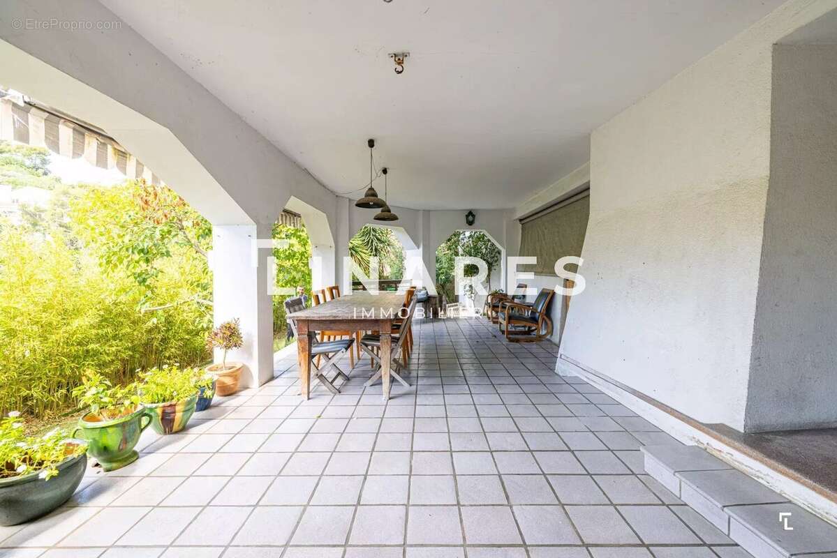 Maison à MARSEILLE-7E