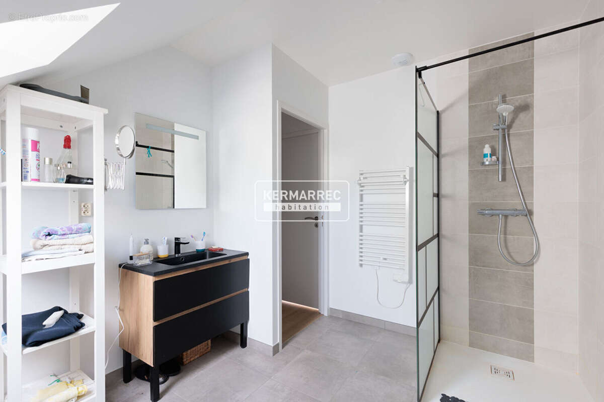 A vendre maison 5 pièces entièrement rénovée 2022 QUARTIER CHALOTAIS CESSON SEVIGNE - photo 13