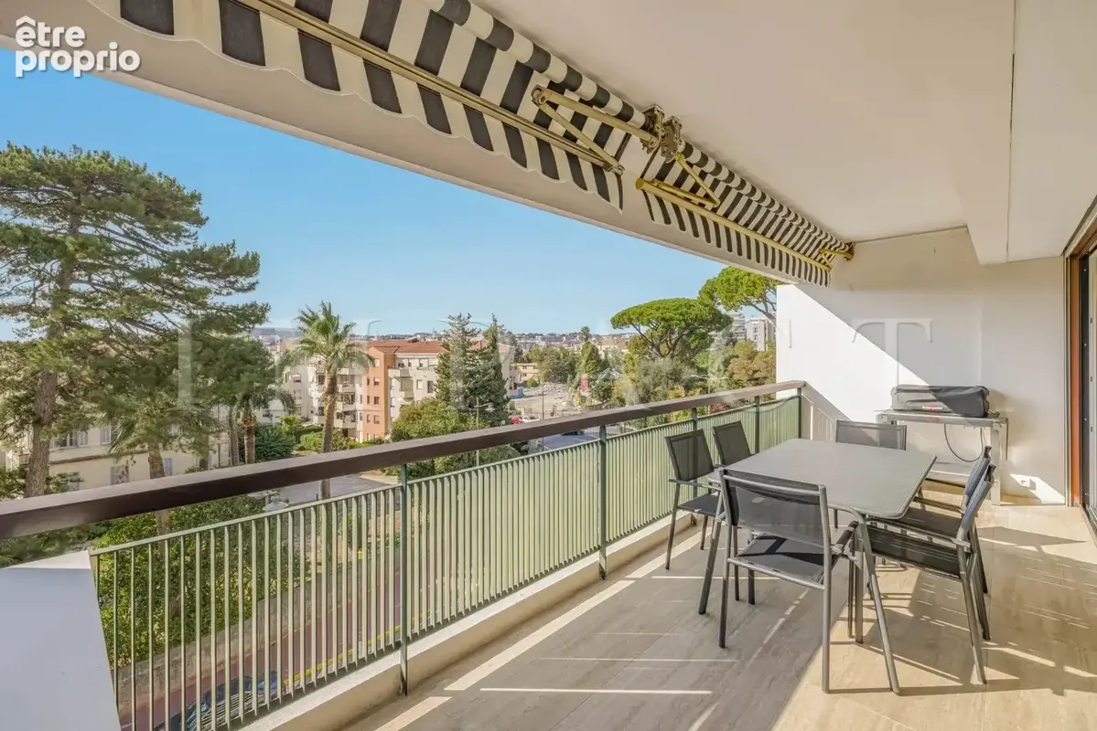 Cannes Montfleury Appartement 3 pièces rénové à vendre - photo 4