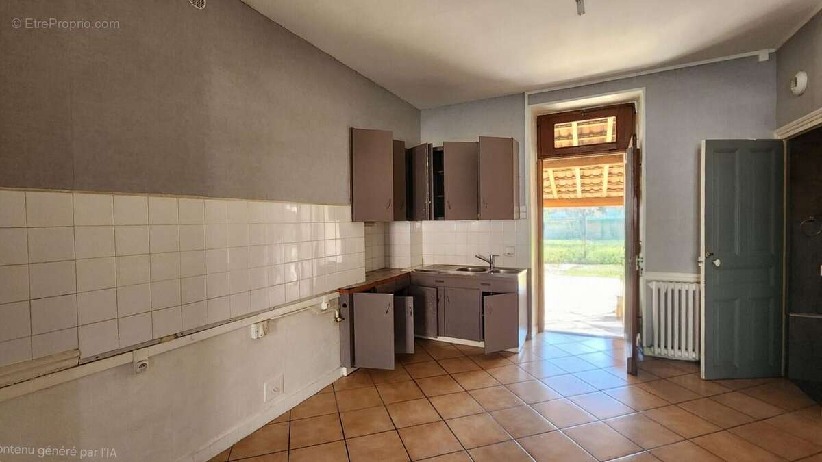Photo 2 - Maison à MONTCEAU-LES-MINES