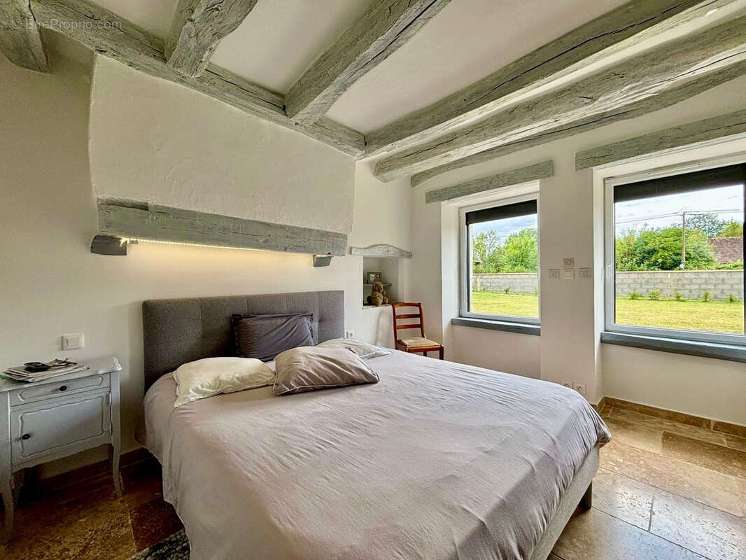 Demeure de 193m2 avec 4 chambres et piscine - photo 4