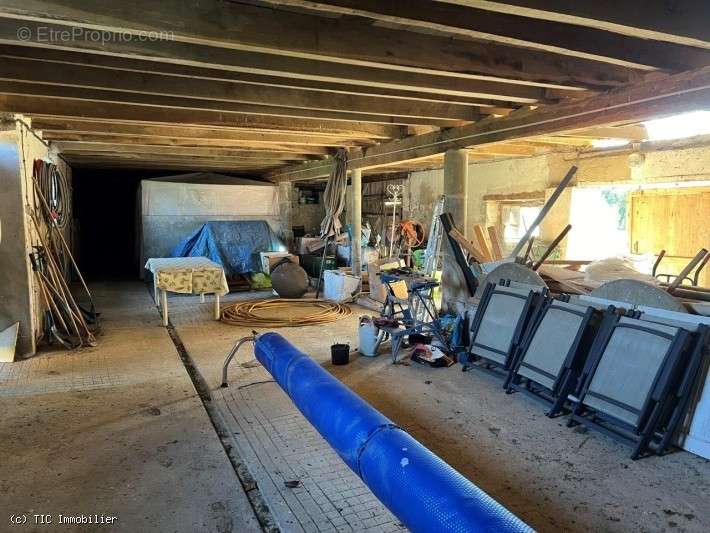 Maison à CELLEFROUIN