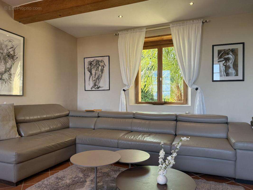 Maison à AIGNAN