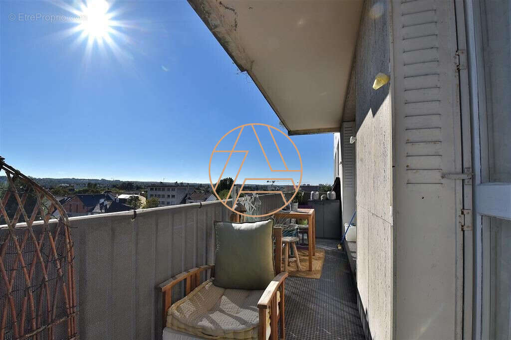 Appartement à SAINT-MAUR-DES-FOSSES