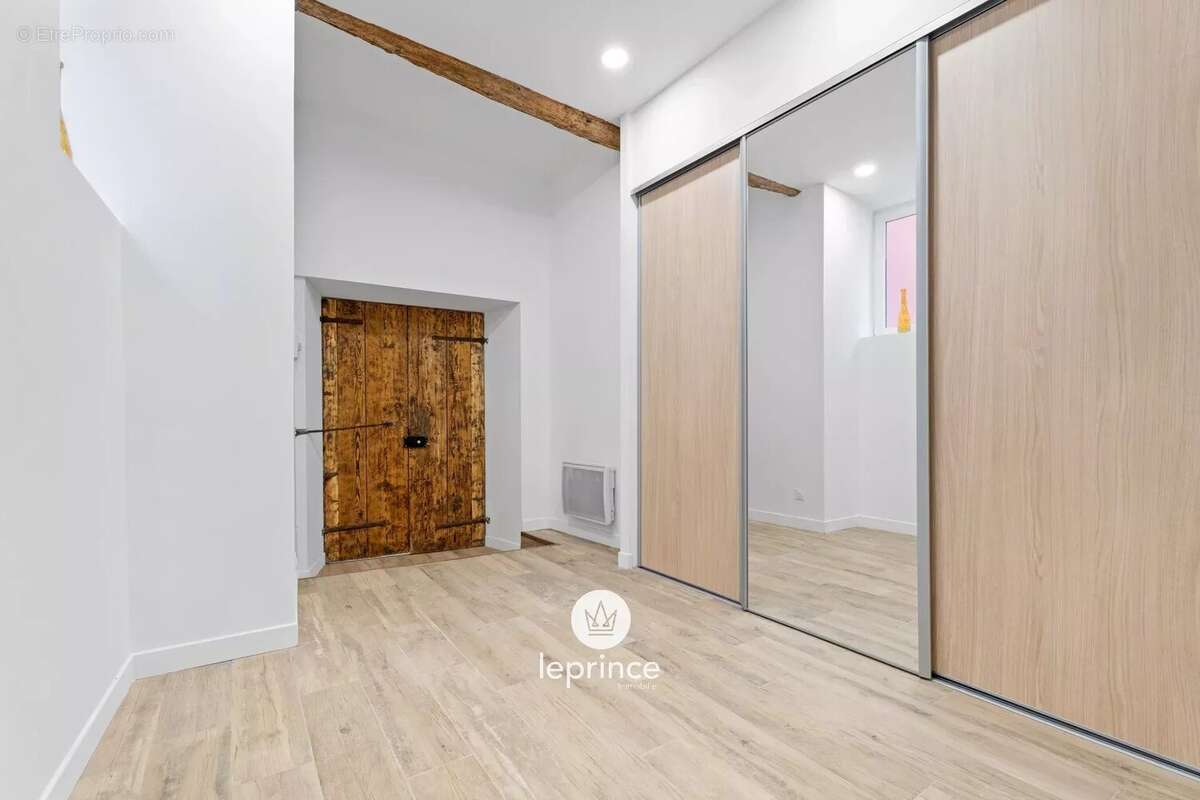 Appartement à VILLEFRANCHE-SUR-MER