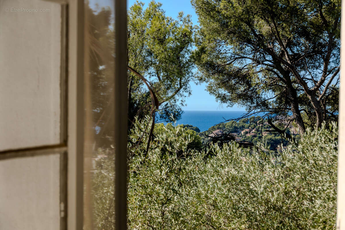 Maison à CARQUEIRANNE