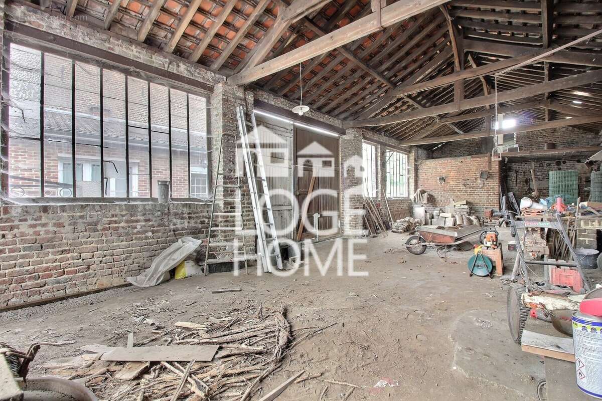 Appartement à VIOLAINES