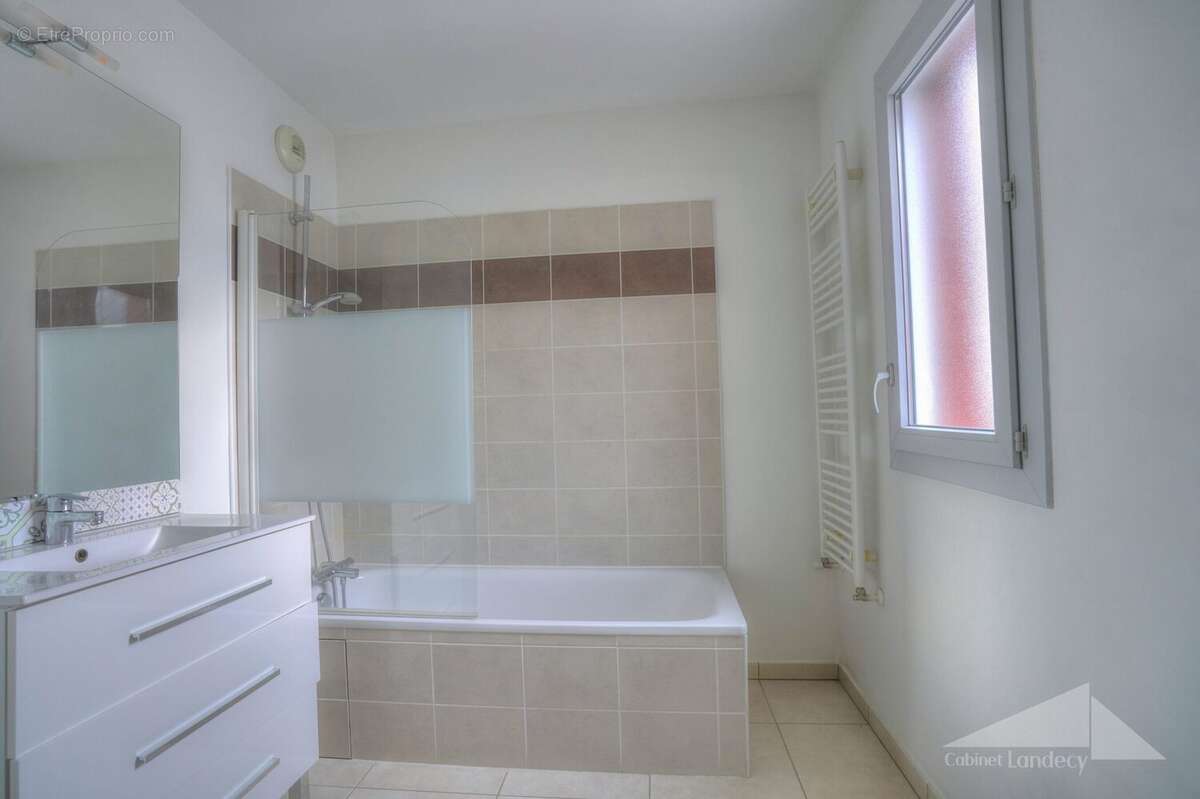 Appartement à GEX